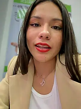 CHARLOTTE__05's Webcam Show