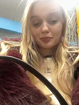 ann_ewu's Webcam Show