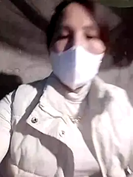 Gummiesu 网络视讯表演