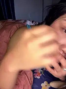 Linh_DuongSexy's Webcam Show