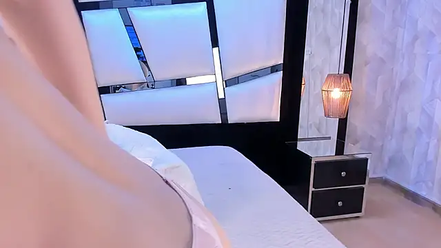 AriannaRussell_'s Live XXX Chat