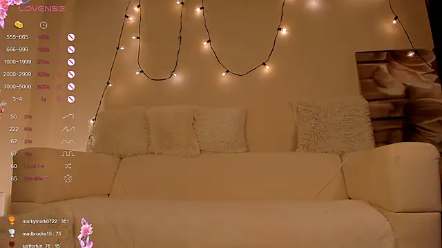 shyina_meow's Live XXX Chat