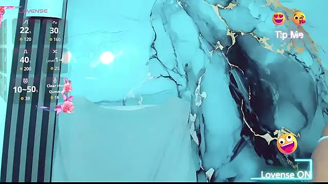 khiara_moretti's Webcam Show