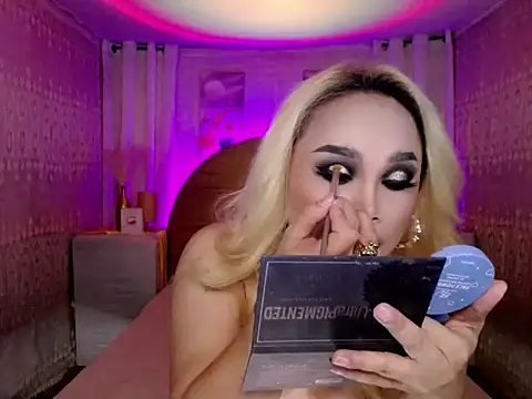 MissChannelX's Webcam Show