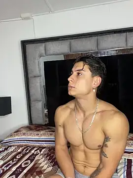 MR_MUSCLE's Webcam Show