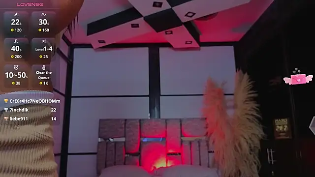 CoralRigan's Webcam Show