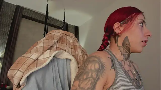 selene_red_'s Live XXX Chat