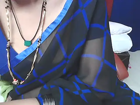 sunitha-3's Live XXX Chat