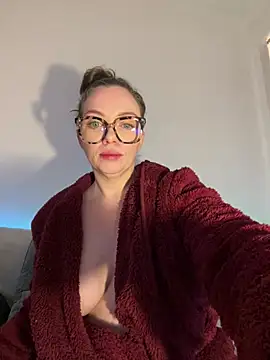 FemDom_RubyKnightXXO's Live XXX Chat