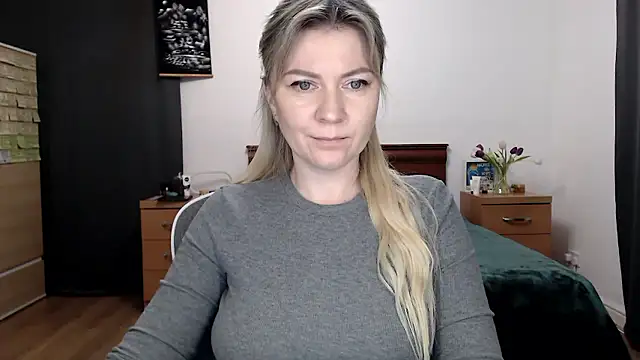 ParadiseAlina's Live XXX Chat