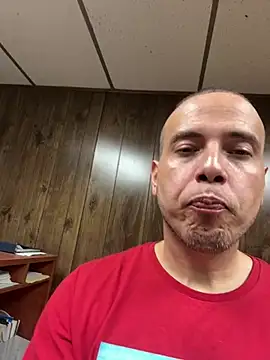 mast3r305's Webcam Show