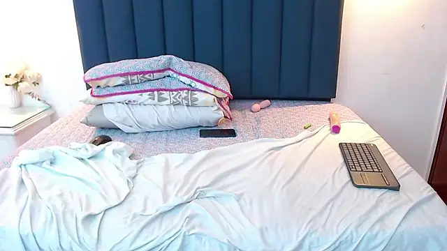 Angyrios' Live XXX Chat