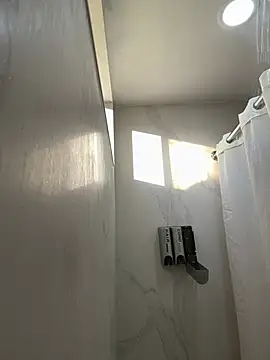 busnfatnutsLildee's Webcam Show