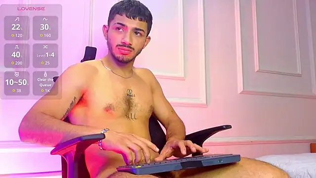 ArturoCardona_'s Webcam Show