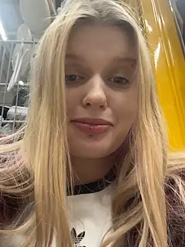 ann_ewu webkamerás műsora