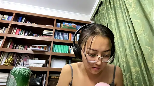 LinaClous' Webcam Show