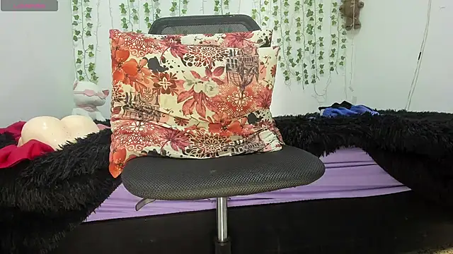 santhi_lee Webcam Show