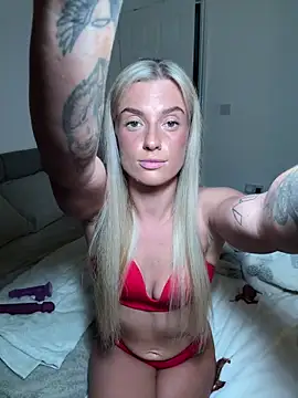 Blonde_BambiXX Adlı Modelin Web Kamerası Şovu