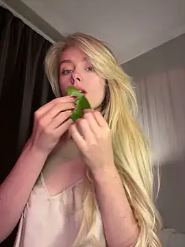 SunnyShiney's Webcam Show