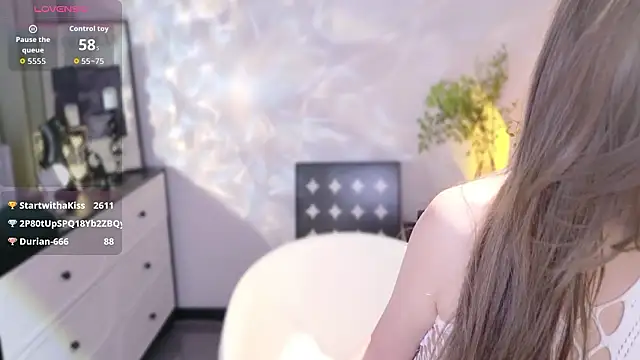 funnygirl0929's Webcam Show