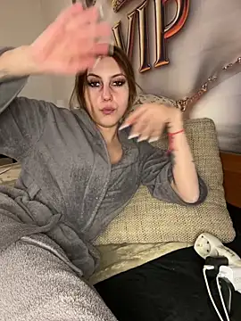 Luna1114 élő XXX-chatje