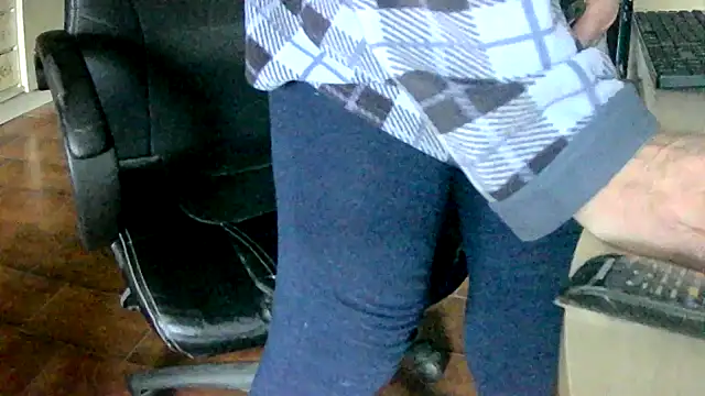 tobikoyuzu's Webcam Show