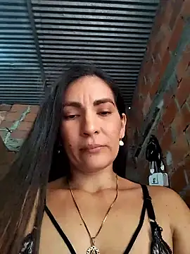 Erly_squir's Webcam Show