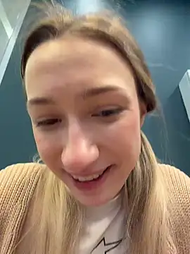 Chatroom XXX en direct de Lia__Love