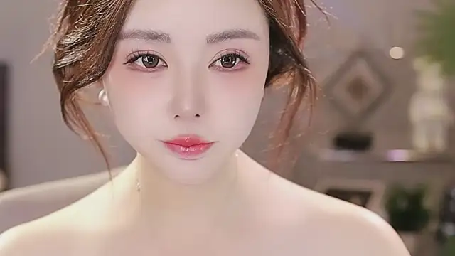 Qiaoqiao__: онлайн-секс-чат