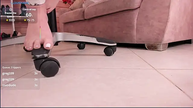 Victoria_collins_1: онлайн-секс-чат