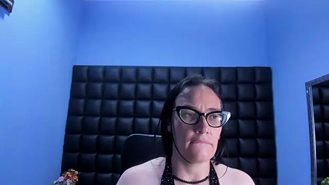 Avanahomix07: онлайн-секс-чат