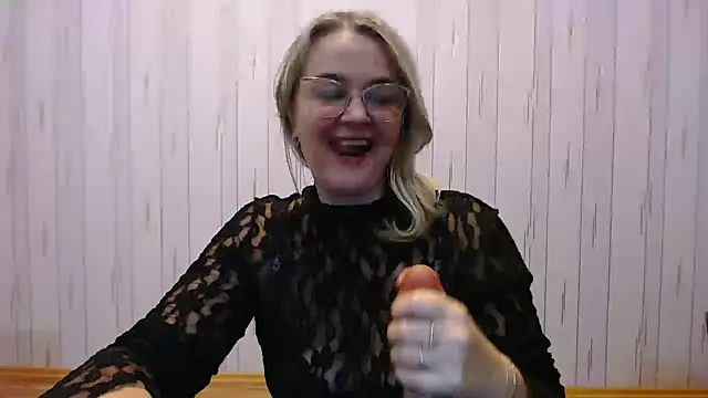 EleanoraDream: онлайн-секс-чат