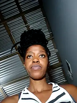 Webkamerová show MNCANYANA