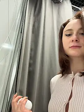 Dina_Tease Show in webcam