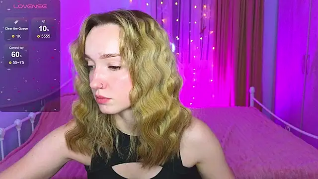 Wild_Sophie_'s Live XXX Chat