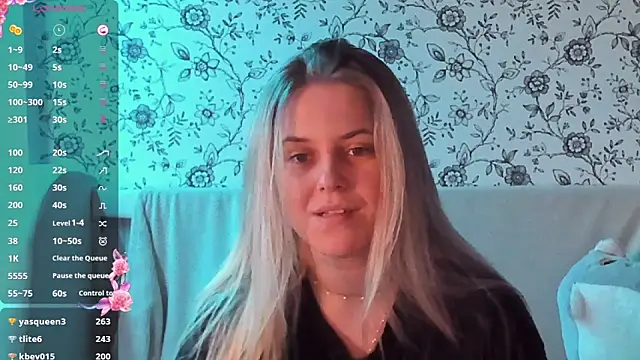 AngelAnty's Live XXX Chat