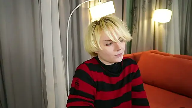 KellyKik's Live XXX Chat