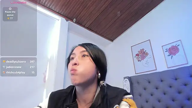 CeletheJones' Live XXX Chat