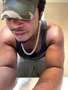 KeYBuMp323's Webcam Show