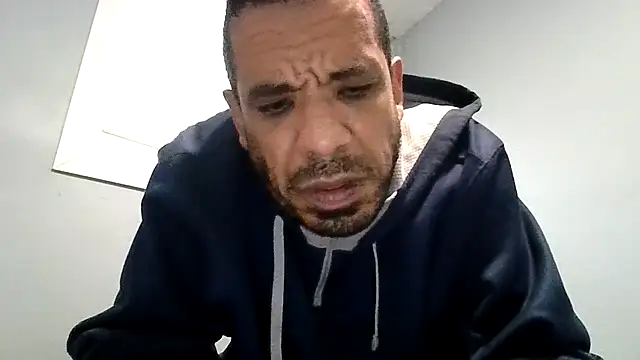 Tjskigh's Webcam Show