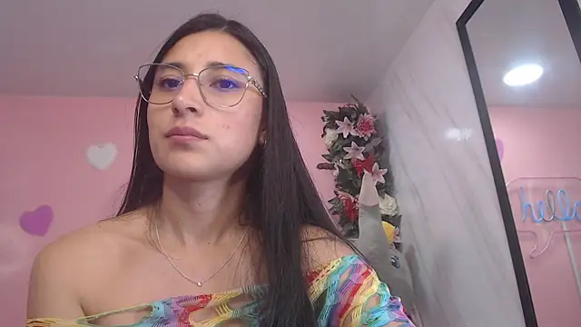 lizzyluk_ch's Live XXX Chat