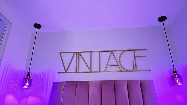 CristalHeart_'s Live XXX Chat