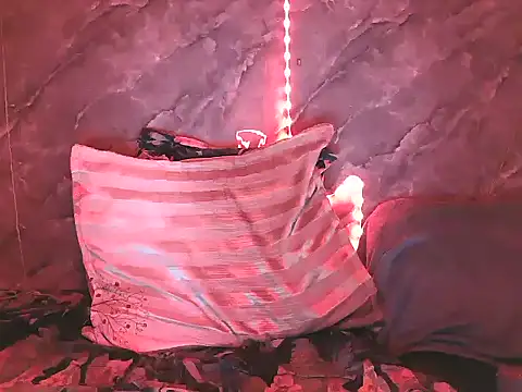 ZARIA-VIXEN's Live XXX Chat