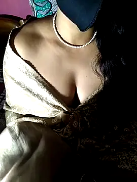 Moonshine07's Live XXX Chat