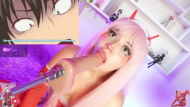 Kira--'s Webcam Show