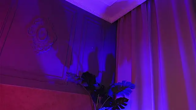 Show de Liv_Fay na webcam