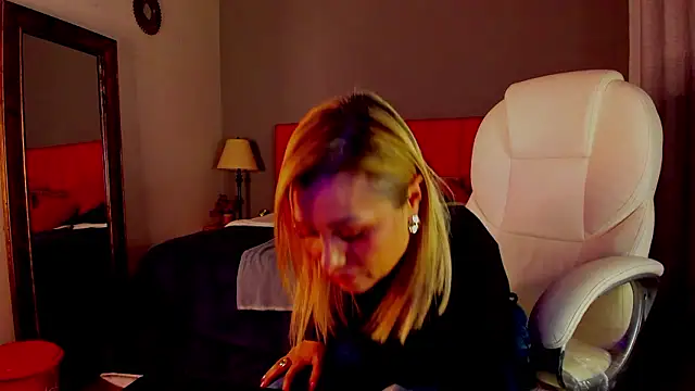 Holly_madison_のウェブカメラショー