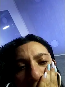 Emmy_Palacios' Live XXX Chat