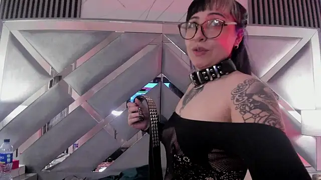 Ravenna666_'s Live XXX Chat