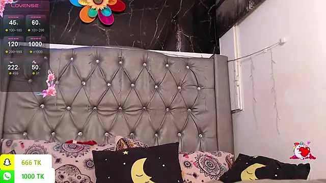 LAILAGUMMY's Live XXX Chat